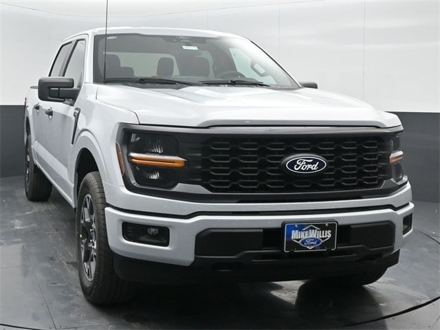 new 2025 Ford F-150 car, priced at $52,130