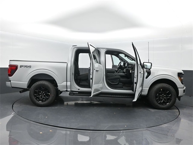 new 2024 Ford F-150 car, priced at $55,140