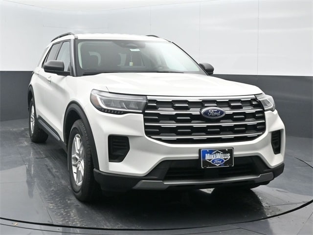 new 2025 Ford Explorer car, priced at $39,317