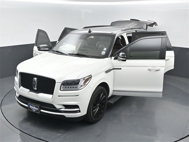 used 2021 Lincoln Navigator car, priced at $48,278
