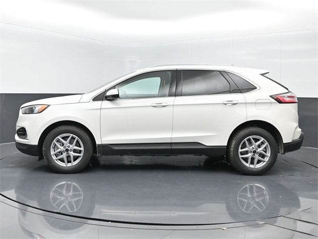 new 2024 Ford Edge car, priced at $37,020