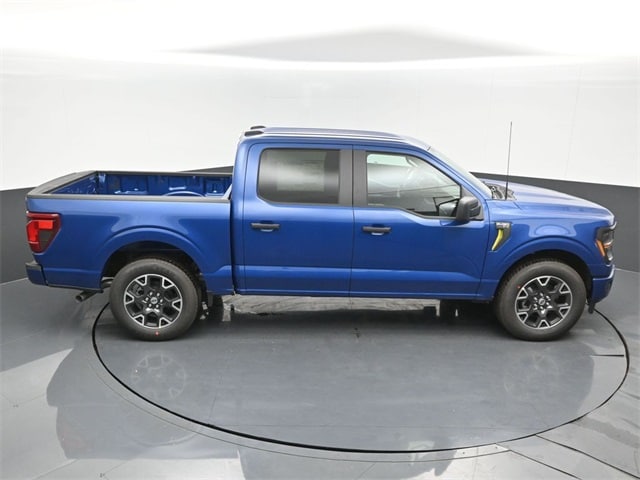 new 2024 Ford F-150 car, priced at $43,026