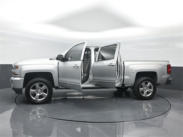 used 2018 Chevrolet Silverado 1500 car, priced at $27,369