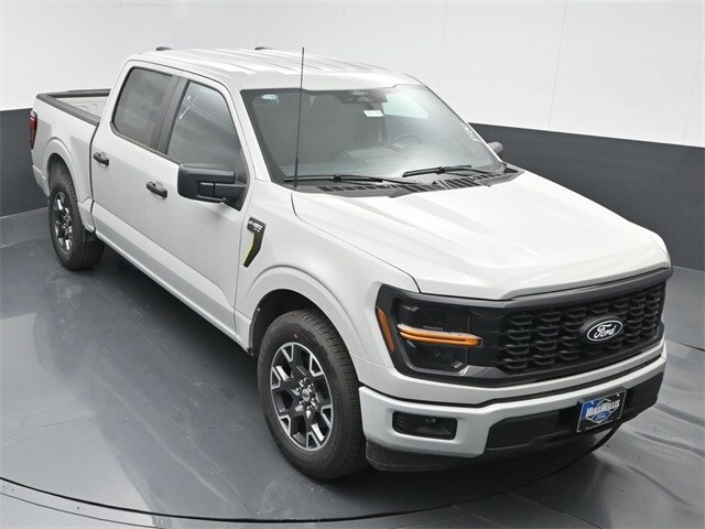 new 2024 Ford F-150 car, priced at $43,014