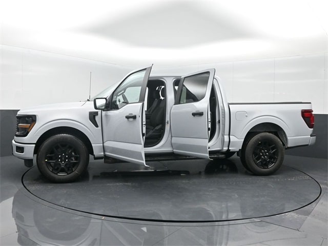 new 2025 Ford F-150 car, priced at $49,365