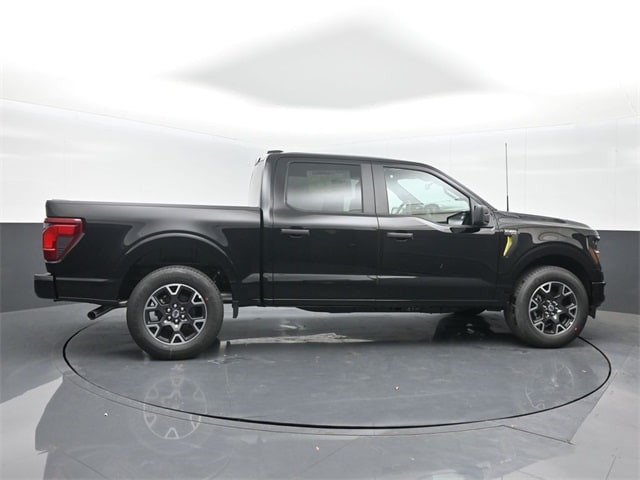 new 2025 Ford F-150 car, priced at $43,169