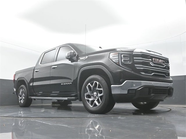 used 2022 GMC Sierra 1500 car, priced at $42,929