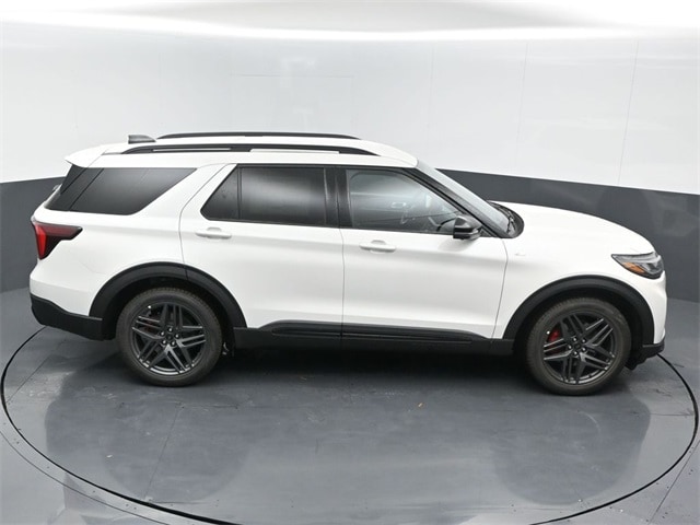 new 2025 Ford Explorer car, priced at $47,240