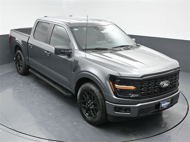 new 2025 Ford F-150 car, priced at $49,365