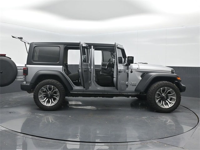 used 2020 Jeep Wrangler car, priced at $25,112