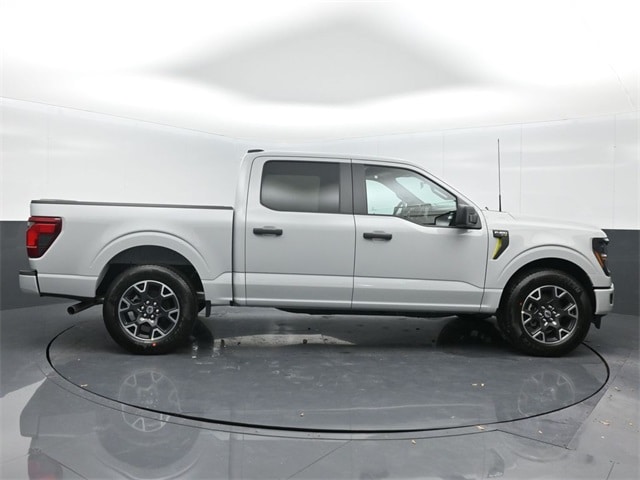 new 2024 Ford F-150 car, priced at $47,120