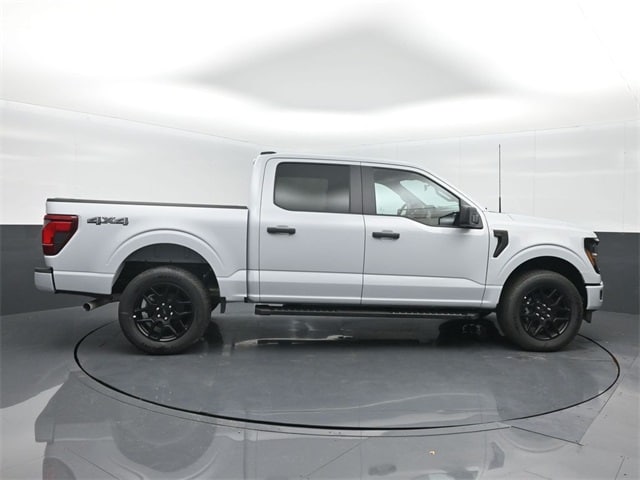new 2025 Ford F-150 car, priced at $51,921