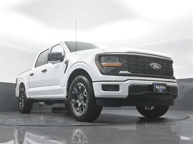 new 2025 Ford F-150 car, priced at $42,130