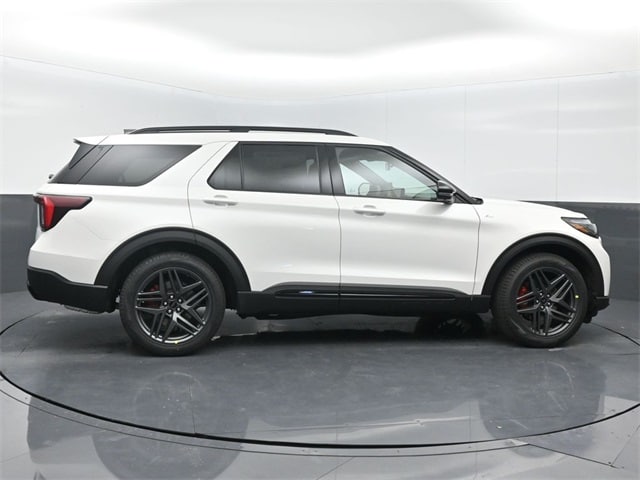 new 2025 Ford Explorer car, priced at $45,860