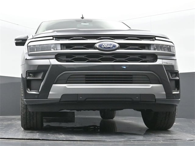 new 2024 Ford Expedition car, priced at $62,000