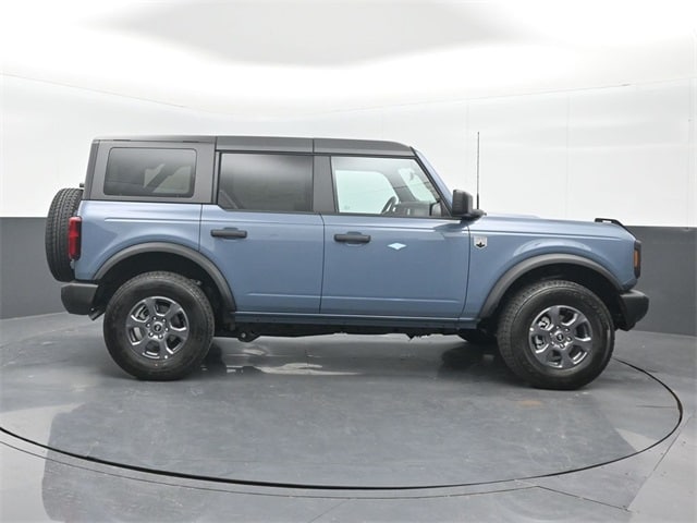 new 2025 Ford Bronco car, priced at $45,095