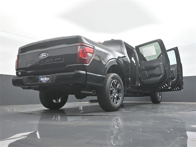 new 2025 Ford F-150 car, priced at $43,169