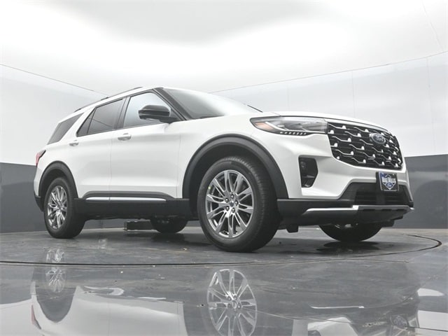 new 2025 Ford Explorer car, priced at $50,686