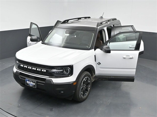 new 2025 Ford Bronco Sport car, priced at $34,588