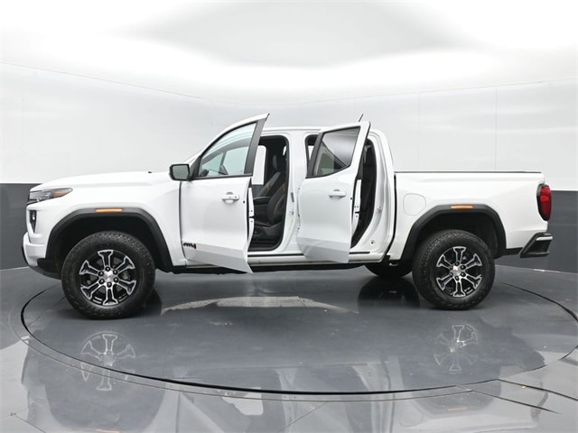 used 2024 GMC Canyon car, priced at $44,470