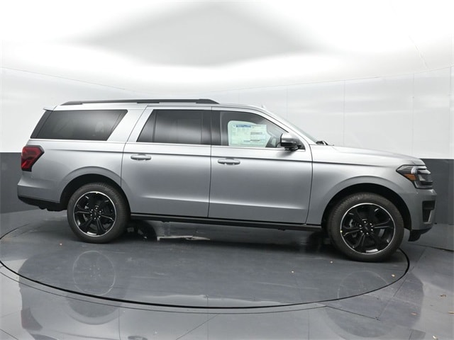 new 2024 Ford Expedition car, priced at $75,965