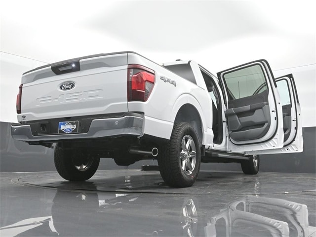 new 2024 Ford F-150 car, priced at $52,555