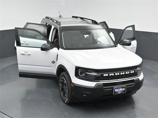 new 2025 Ford Bronco Sport car, priced at $34,588