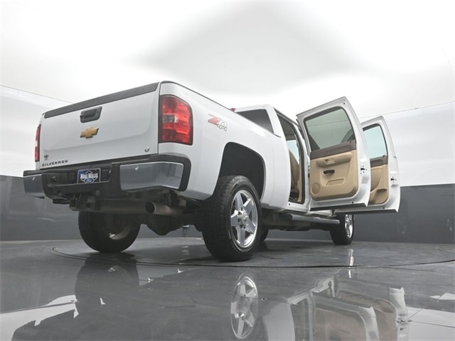 used 2014 Chevrolet Silverado 2500HD car, priced at $22,298