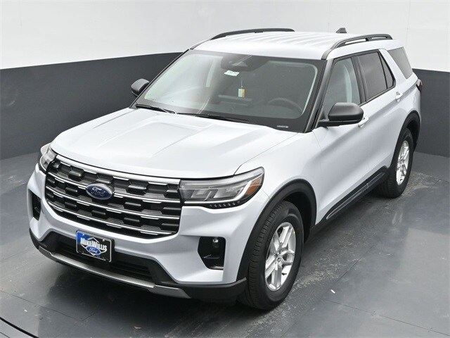 new 2025 Ford Explorer car, priced at $41,620