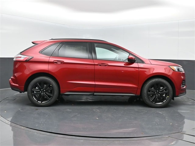 new 2024 Ford Edge car, priced at $40,357