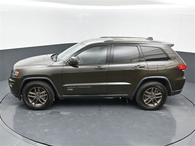 used 2016 Jeep Grand Cherokee car, priced at $14,626