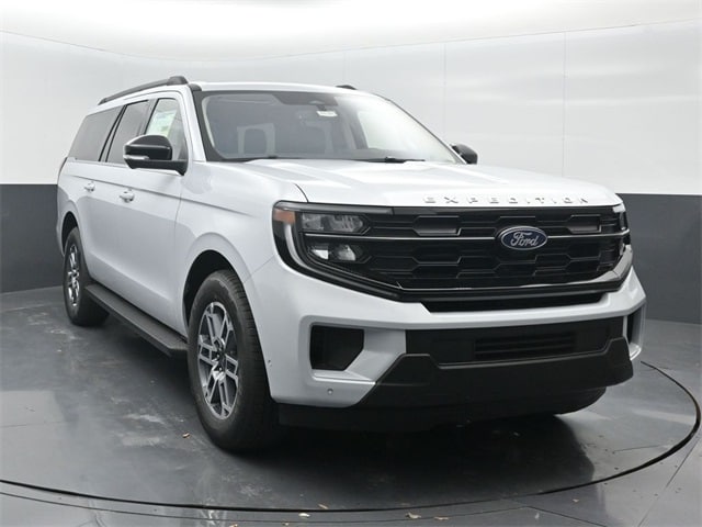 new 2025 Ford Expedition car, priced at $71,210