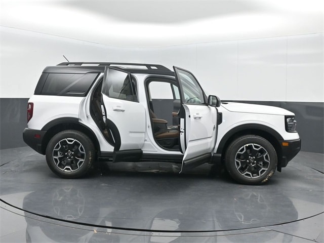 new 2025 Ford Bronco Sport car, priced at $34,588