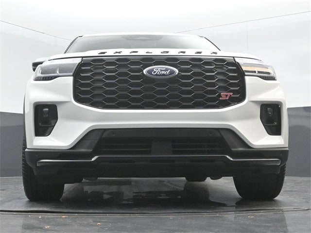 new 2025 Ford Explorer car, priced at $61,620