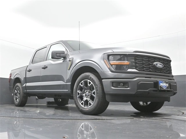 new 2024 Ford F-150 car, priced at $43,027