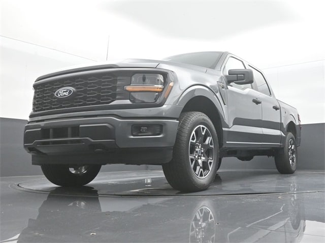 new 2025 Ford F-150 car, priced at $46,722