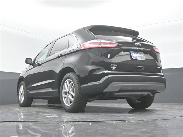 new 2024 Ford Edge car, priced at $35,025