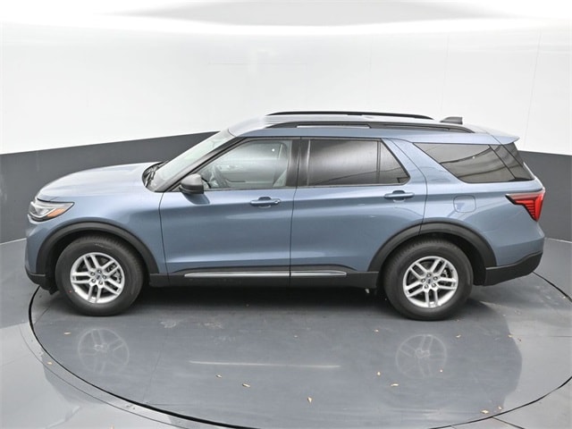 new 2025 Ford Explorer car, priced at $42,205