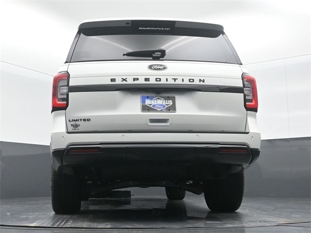 new 2024 Ford Expedition car, priced at $72,460