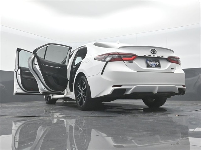 used 2022 Toyota Camry car, priced at $25,499