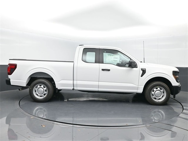 new 2024 Ford F-150 car, priced at $39,684