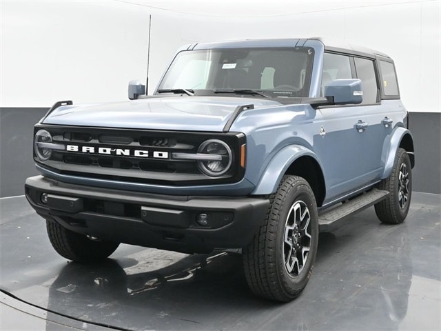 new 2024 Ford Bronco car, priced at $51,955