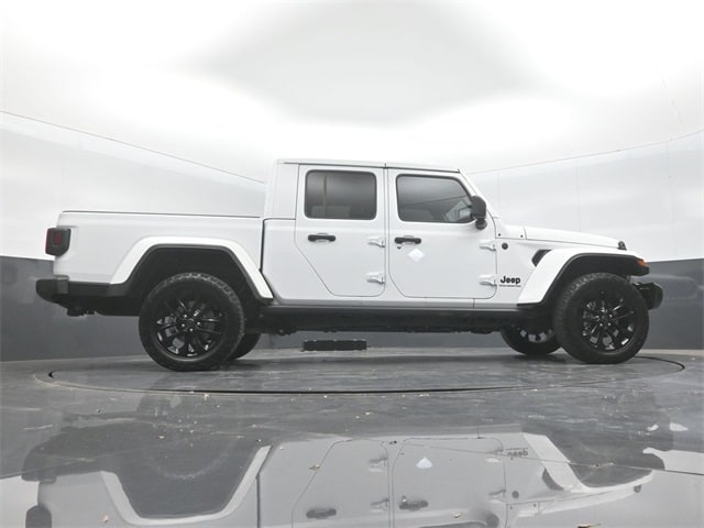 used 2024 Jeep Gladiator car, priced at $37,988