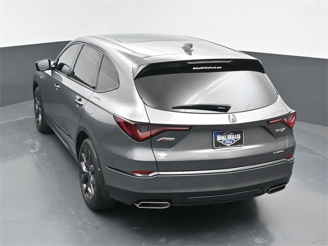 used 2023 Acura MDX car, priced at $43,992