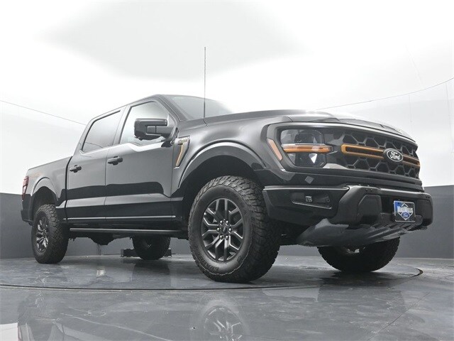 new 2025 Ford F-150 car, priced at $72,308