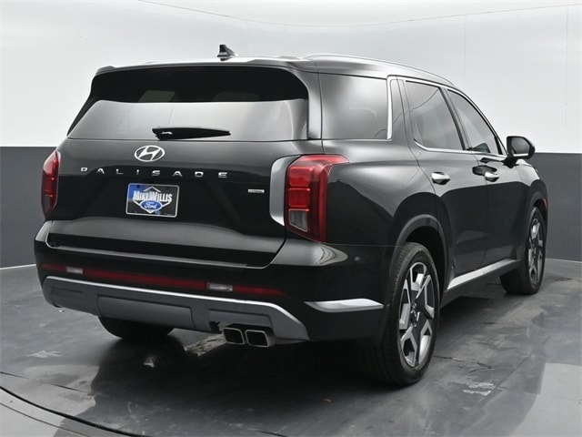 used 2024 Hyundai Palisade car, priced at $42,856