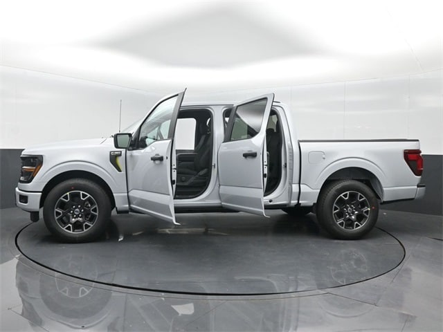 new 2025 Ford F-150 car, priced at $43,169