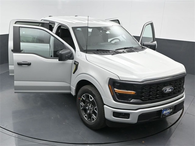 new 2024 Ford F-150 car, priced at $47,996