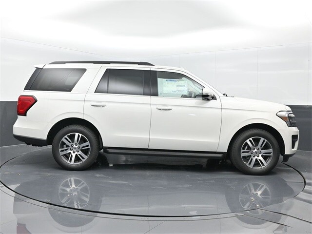 new 2024 Ford Expedition car, priced at $58,620