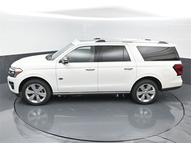 new 2024 Ford Expedition car, priced at $76,445